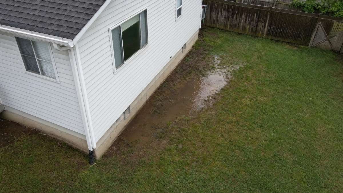 detecting-issues-with-a-homes-grading-signs-and-so-1